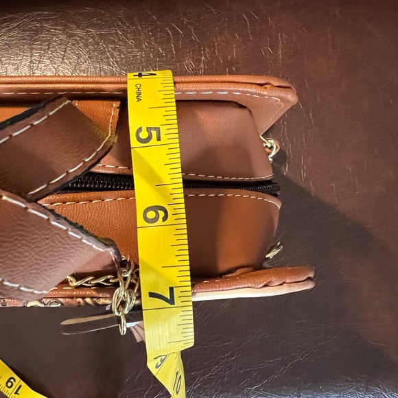 Embossed Vegan Leather Handbag, Top Handle/ Crossbody, NWOT - Picture 10 of 12